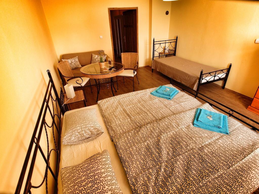 Hotel Pod Kokšínem Spálené Poříčí Habitación foto