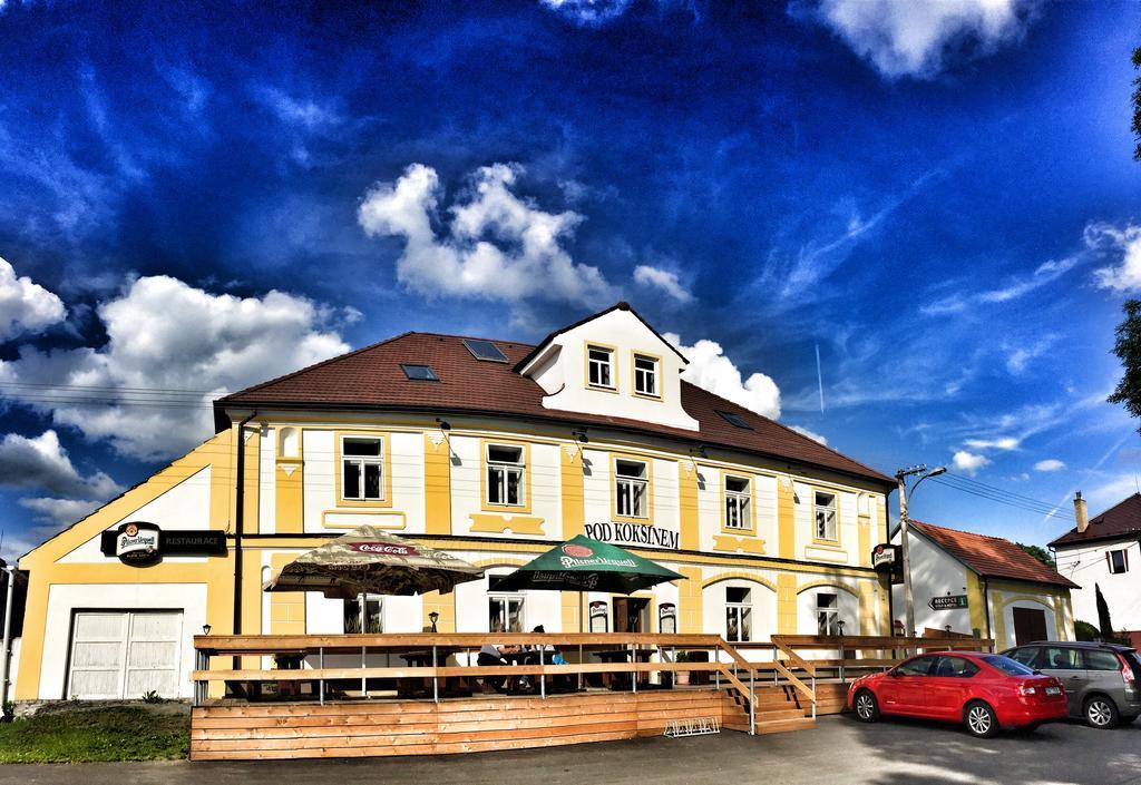 Hotel Pod Kokšínem Spálené Poříčí Exterior foto